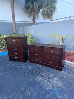 Beautiful dark cherry wood bedroom furniture dresser wardrobe closet chest combo