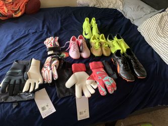 SOCCER ITEMS