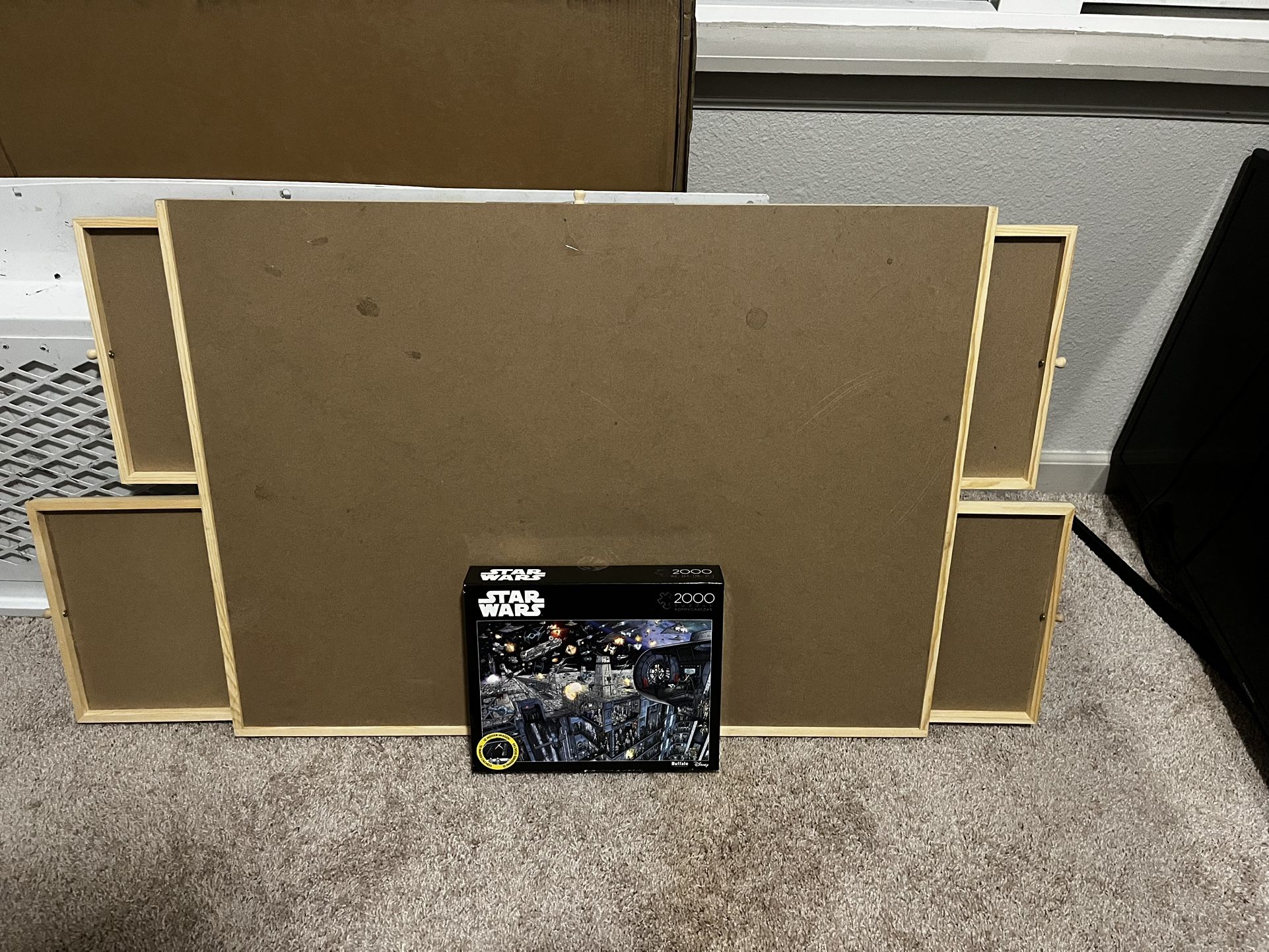Puzzle Board W/ Unused 2000 Piece Puzzle