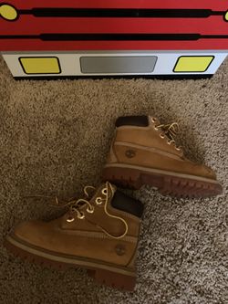Timberland Toddler size 6 with box