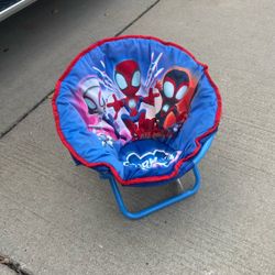 Marvel Spidey and Friends 19-Inch Toddler Mini Saucer Chair collapsible