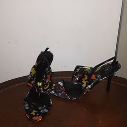 Ladies Black Nine West/Multicolor Butterflies Dress Satin/Leather High Heel Open Toe Slingback Sz 9 Sandle/Shoe