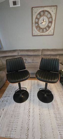 Set of 2 Mid-Century Modern Bar Stools