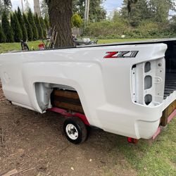 15 - 19 Chevy Silverado 8 Feet Bed