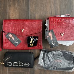 Purse/wallet/earrings