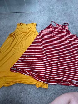 2 women old navy dresses sleeveless size medium
