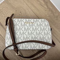 Micheal Kors Bag