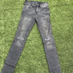 Ripped Jeans