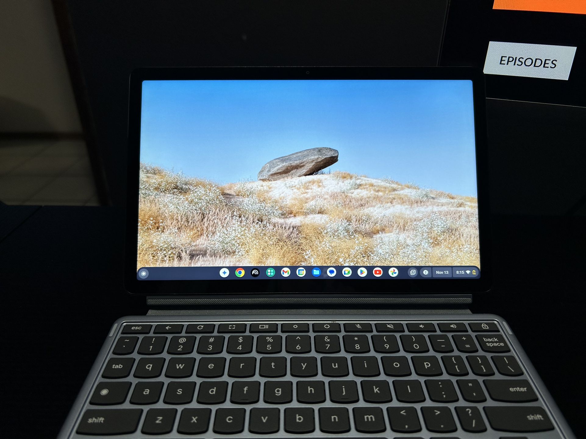 Lenovo Chrome Book Touch Screen Detachable Keyboard Turn Into Tablet