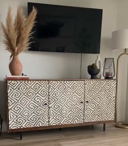 Ashley Furniture Kerrings Accent Cabinet / Credenza / TV Console