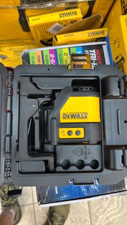 Dewalt green crossline laser