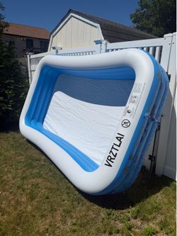 Inflatable pool