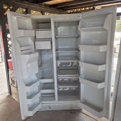 Fridge $150 obo