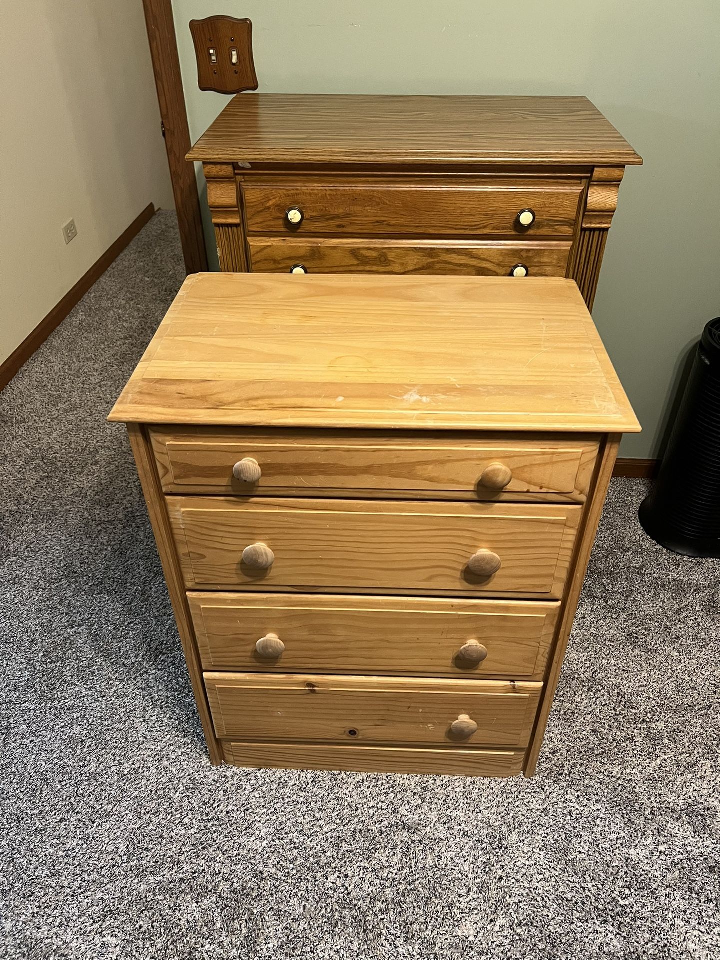 4 Drawer Wooden Dresser