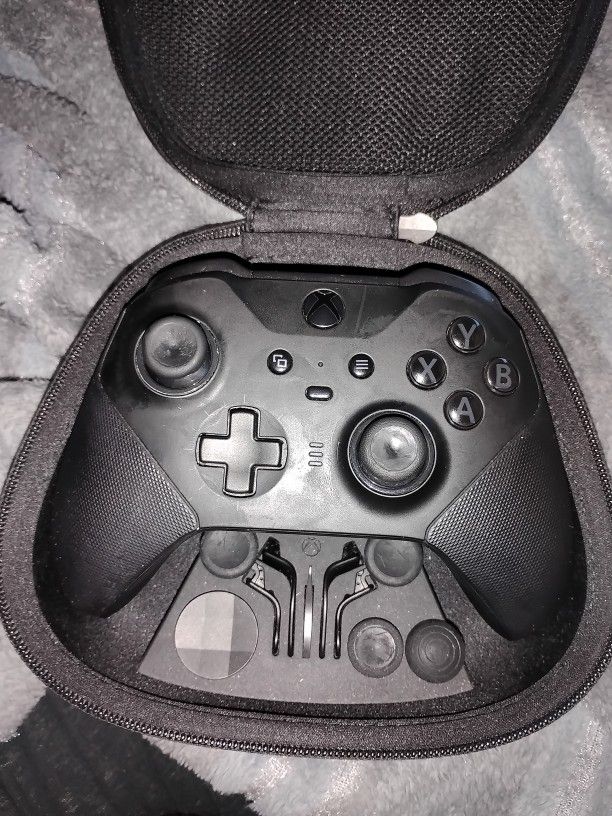 Xbox Elite Series 2 Controller
