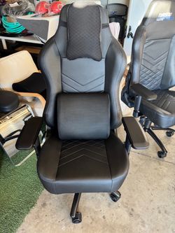 Turismo racing Black Gaming Chair with Lumbar Support designed in Italy real leather $200 each