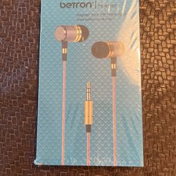 Betron Earphones YSM1000 High Definition Noise Isolating Deep Bass Clear Sound