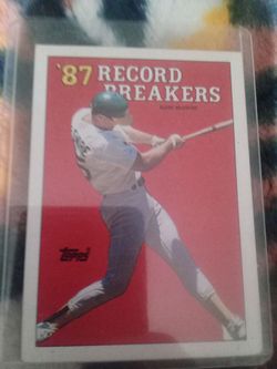 1987 record breakers Mark McGwire baseball card good condition