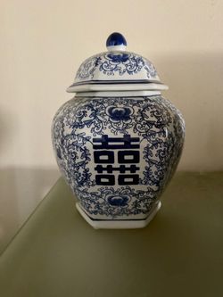 Chinoiserie Vase
