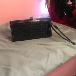 Vintage Coach Signature Embossed Leather Framed Wallet/Wristlet