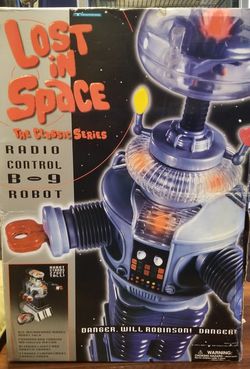 LOST IN SPACE 2FT TRENDMASTER B9 ROBOT