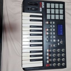 Akai Mpk 25 