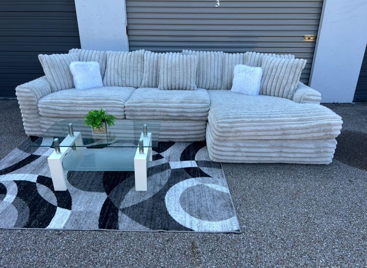 Beautiful Oversized and Super Puffy Sectional Couch FREE DELIVERY $750