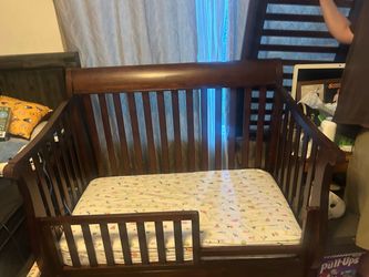 Baby crib