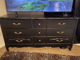 Dresser Set