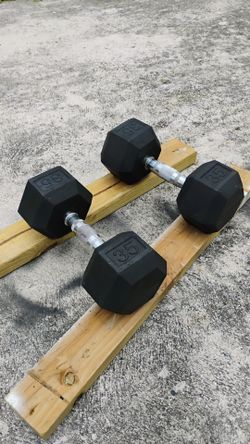 35 lbs dumbbell
