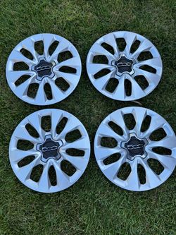 Fiat 500x factory wheel covers 16 inch