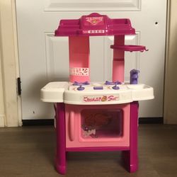 Pink Toy Kitchen 