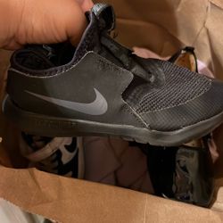 Size 10 C Nikes All Black 