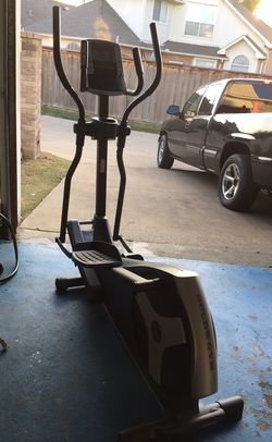 Gold s Gym Stride Trainer 595 elliptical for Sale in Rowlett TX OfferUp