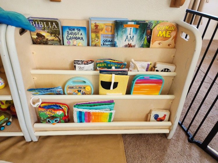 Kids Bookshelf Montessori Inspired 