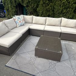 Patio Furniture Great Condition Used Only For Staging Purposes 