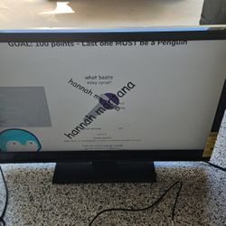 Insignia 39” LCD TV NS-39L240A13
