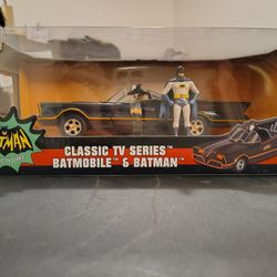 Batmobile & Batman 