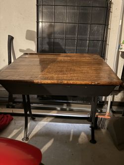 Schoolhouse Desk