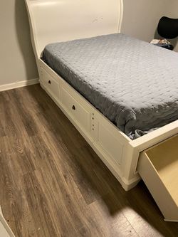 Full Bed with Six drawers
