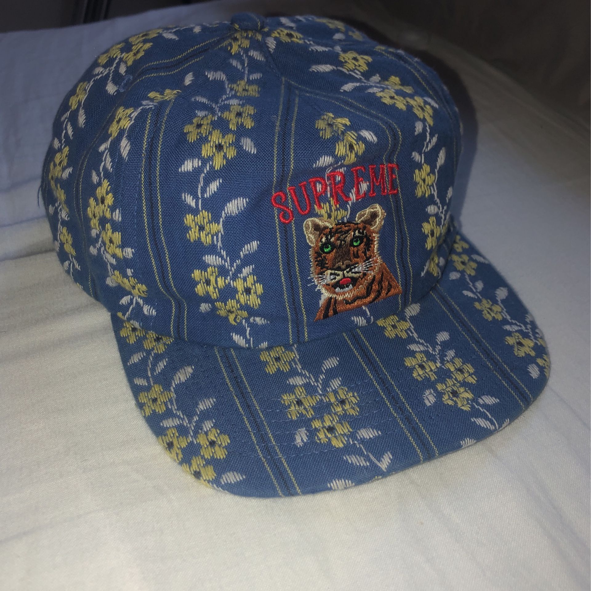 Supreme Snapback Hat