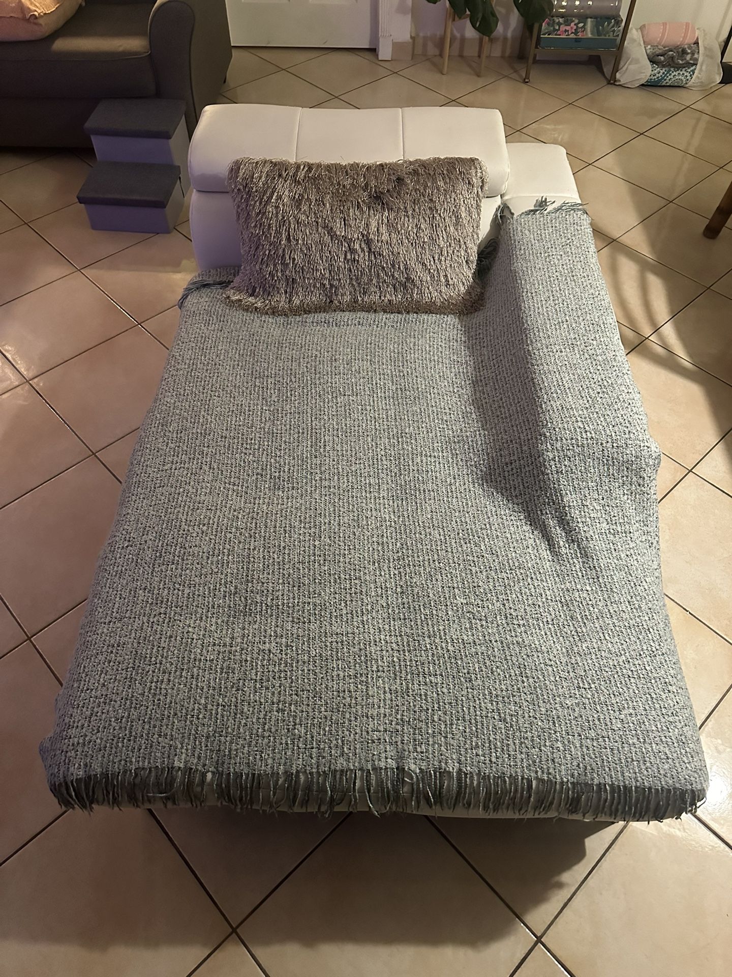 Free Gratis Chaise Lounge Lounger Chair