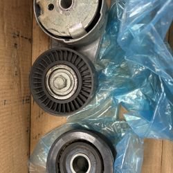 Serpentine Belt Drive Kit with Tensioner & Idler 