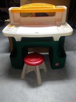 Like new children's Step 2 desk