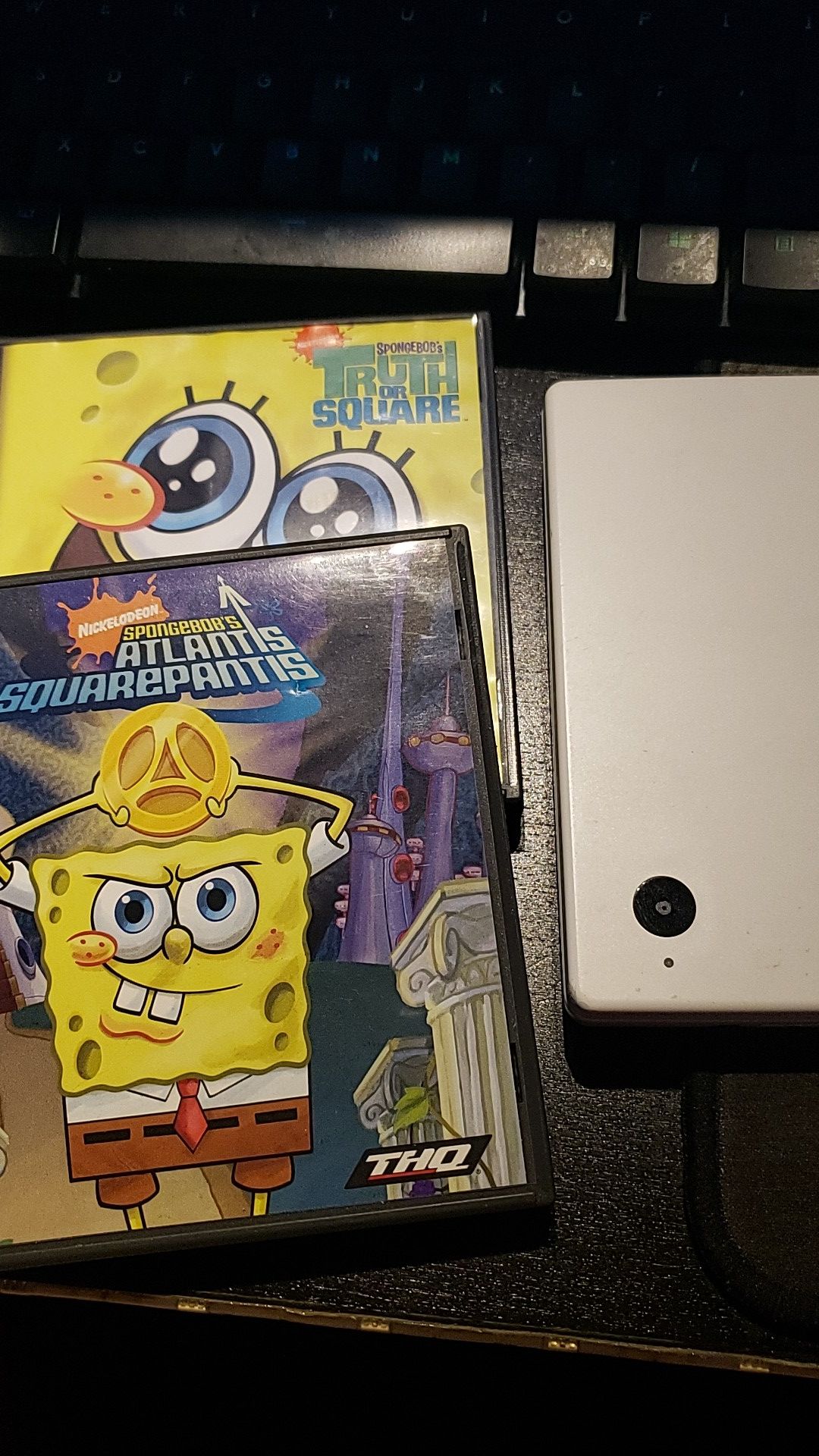 Nintendo DSi w/ 2 games