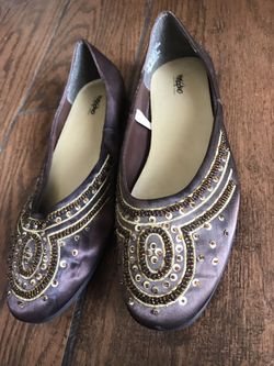 Brown mossimo flats size 7