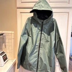 Spyder green hooded jacket plus arm zipper pocket front black zipper Men size M