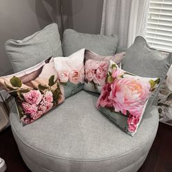 Oversized Swivel Accent Chair