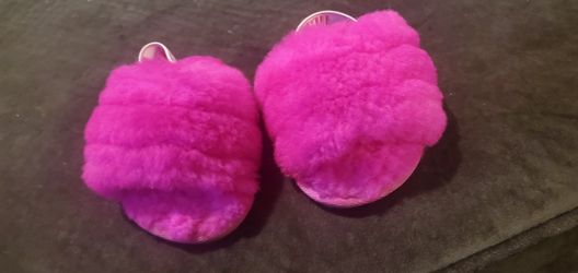 Infant Uggs Size 2/3