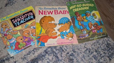 3 Paperback Berenstain Bear books